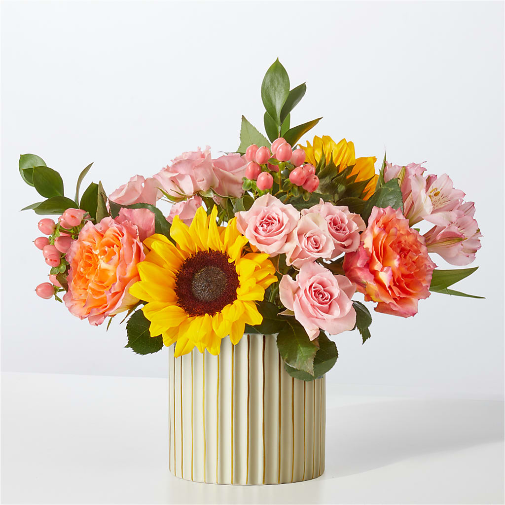 Sun's Out Bouquet – Blooming Designs By Michelle, Oakdale MN