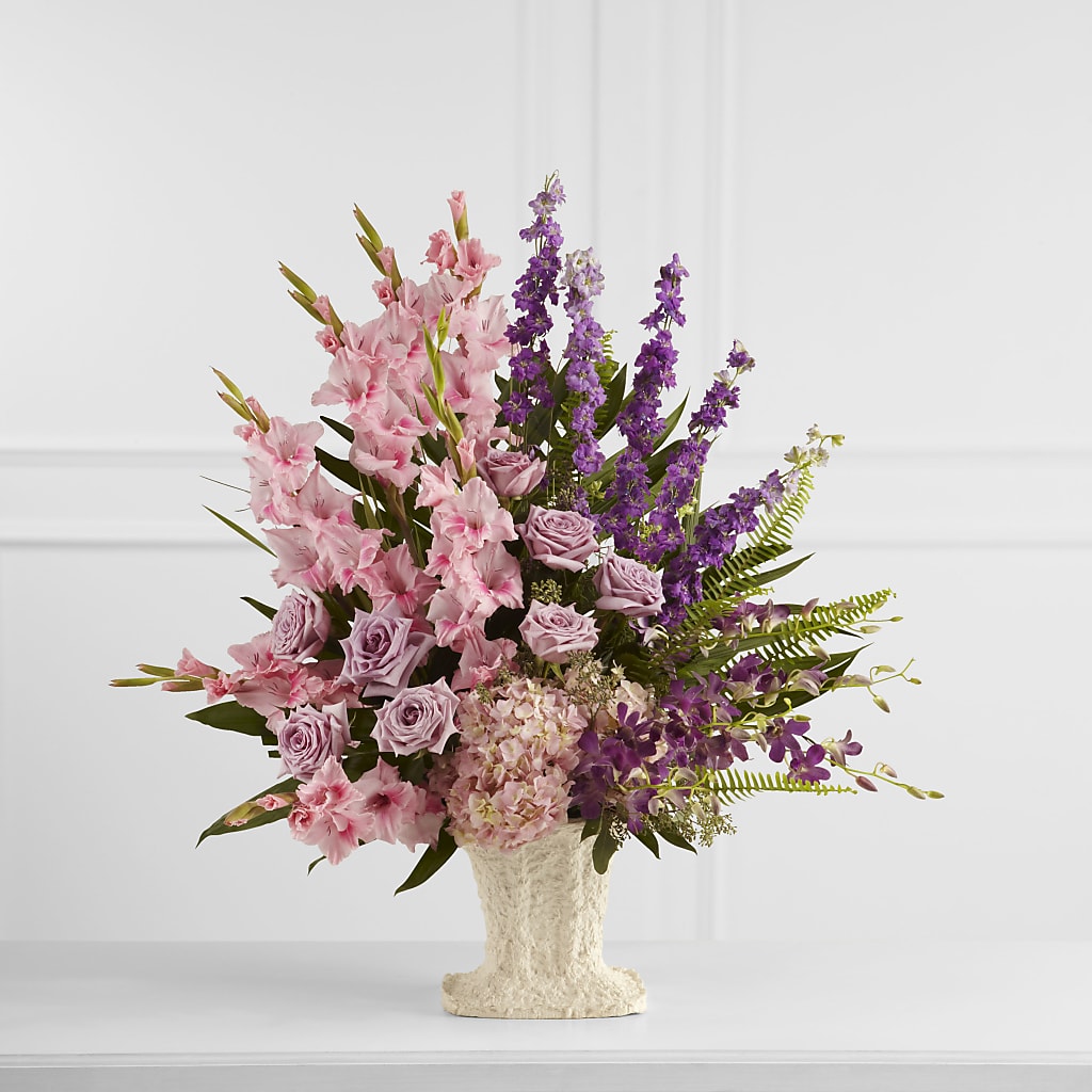 Flowing Garden Arrangement – Blooming Designs By Michelle, Oakdale MN