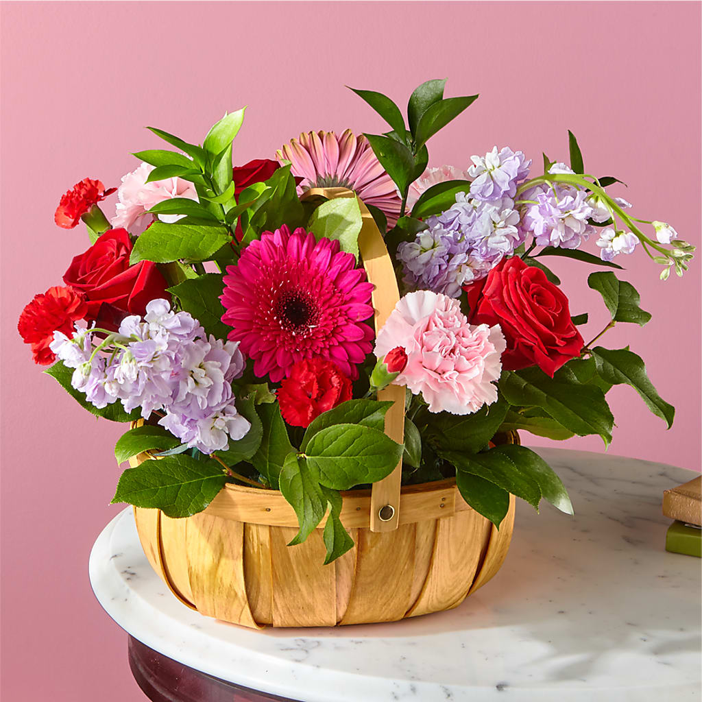 Pink Picnic Basket – Blooming Designs By Michelle, Oakdale MN
