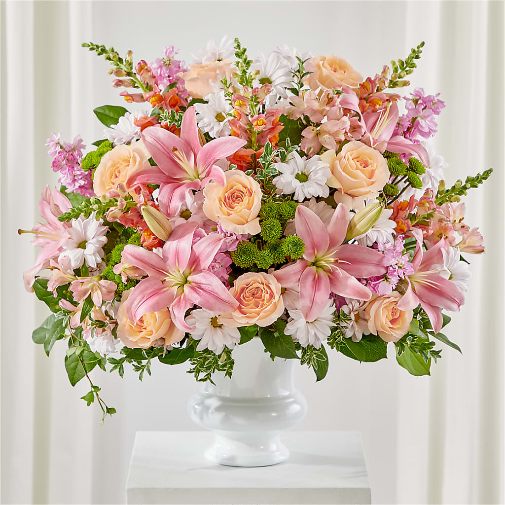 Heartfelt Gesture Urn Arrangement – Blooming Designs By Michelle, Oakdale MN