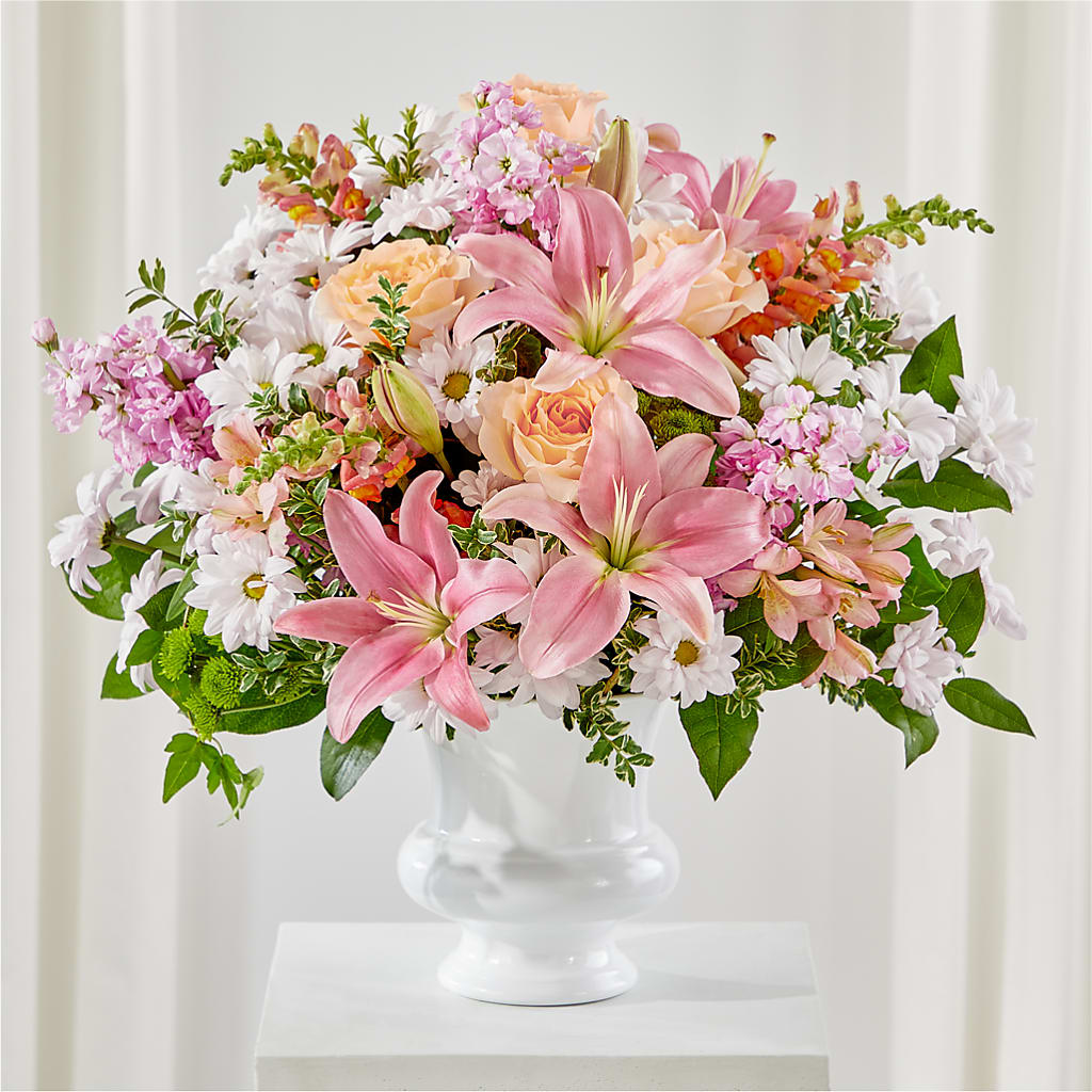 Heartfelt Gesture Urn Arrangement – Blooming Designs By Michelle, Oakdale MN