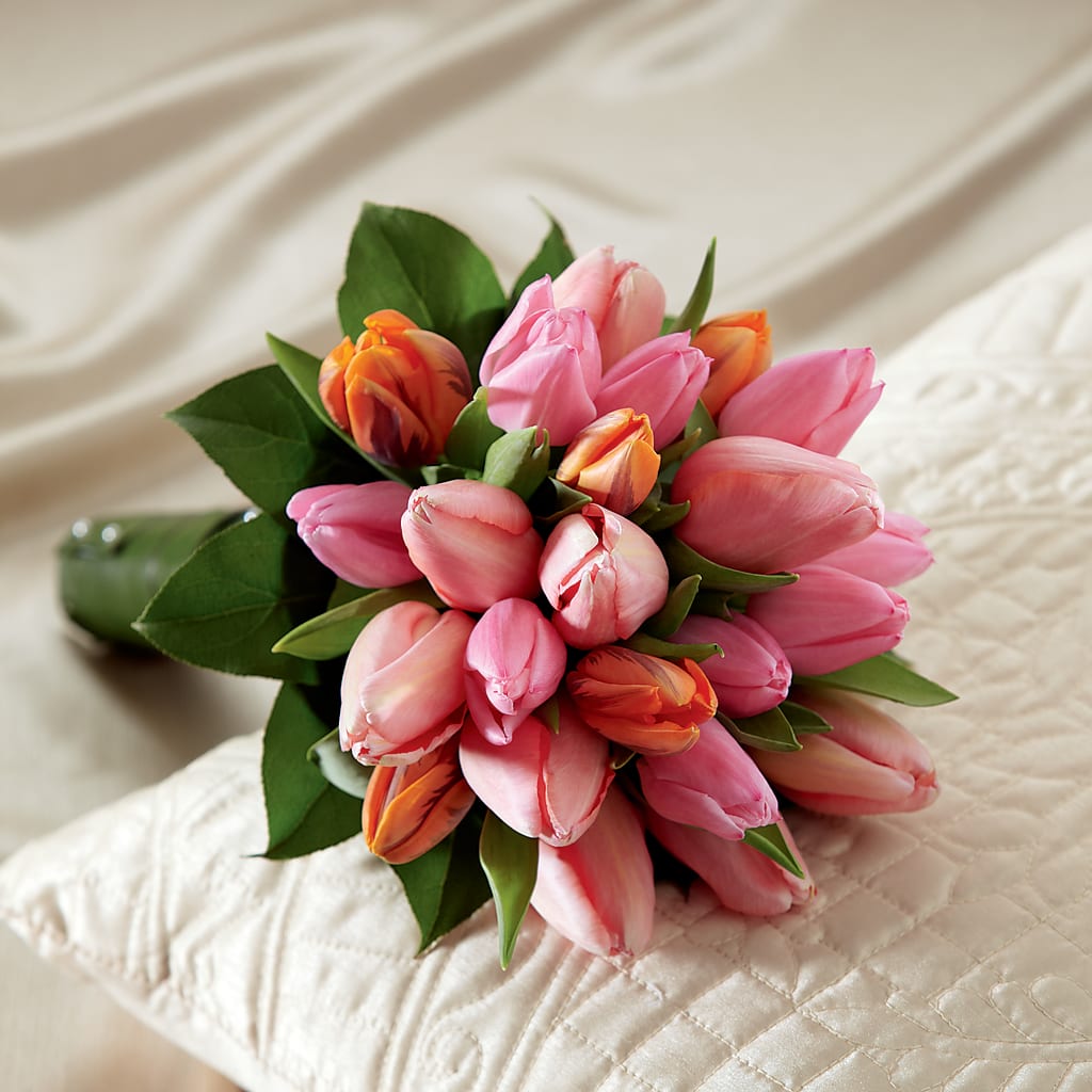 Embraceable Bouquet – Blooming Designs By Michelle, Oakdale MN