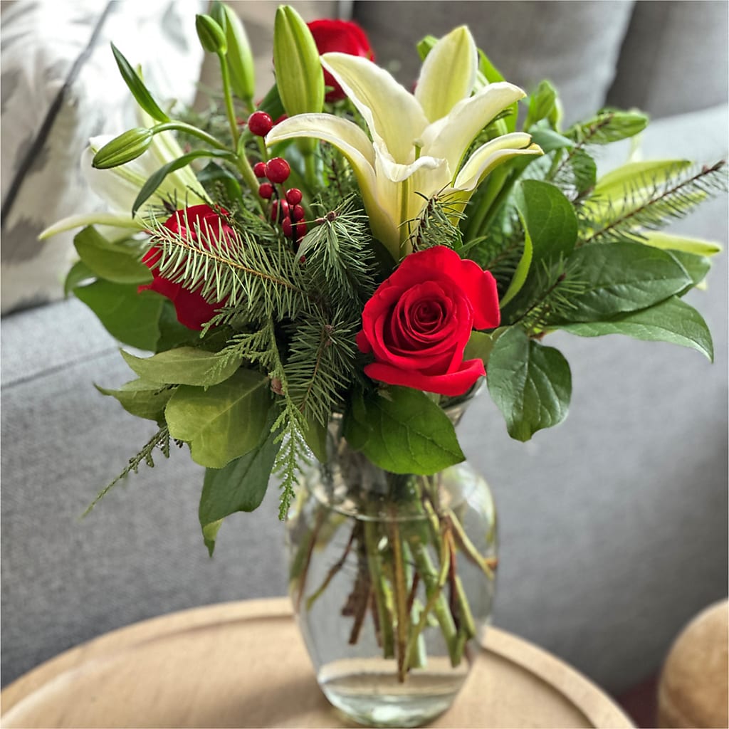 Sparkling Snowflakes Bouquet –  Blooming Designs By Michelle, Oakdale MN