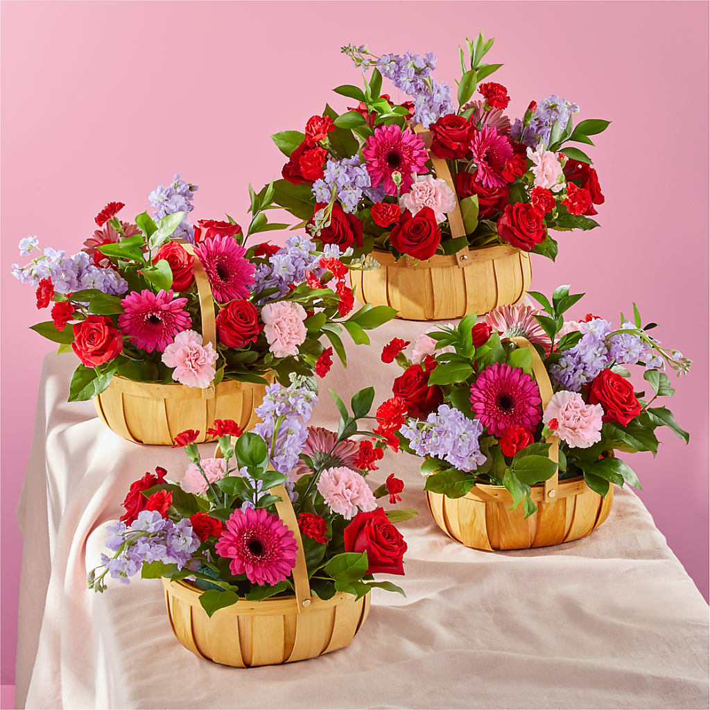 Pink Picnic Basket –  Blooming Designs By Michelle, Oakdale MN