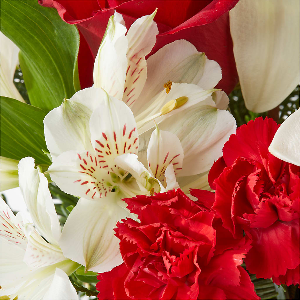 Holiday Season Bouquet –  Blooming Designs By Michelle, Oakdale MN