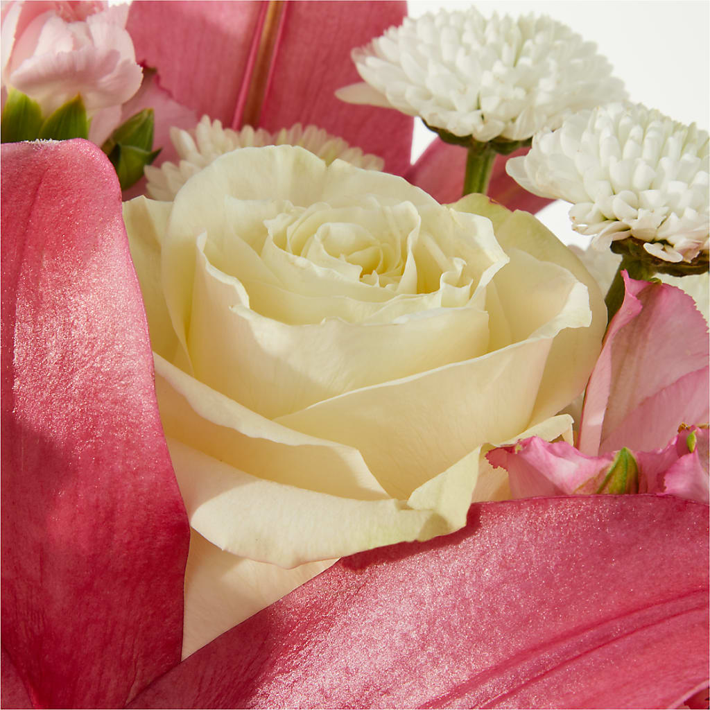 Piece of Cake Bouquet –  Blooming Designs By Michelle, Oakdale MN